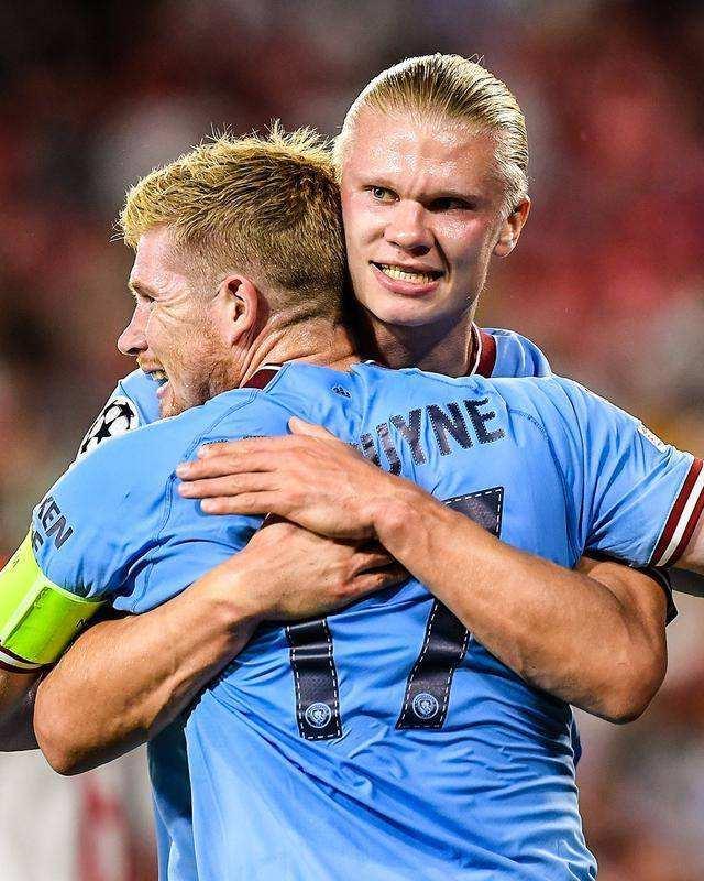 弗格森：回苏格兰比赛像在主场一样，为今晚的表现感到高兴（弗格森：重返苏格兰宛如主场，今晚的发挥让我欣喜）