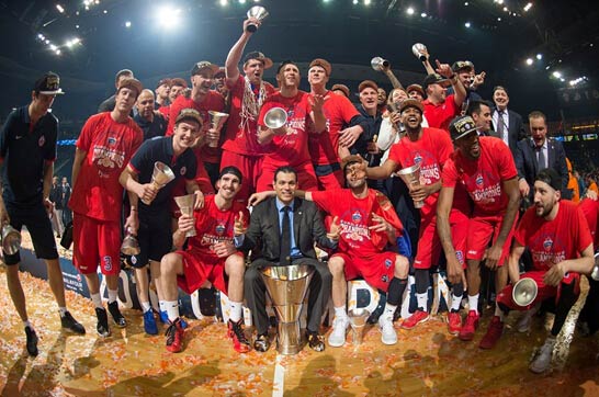 小彩娃21分6发获MVP欧冠土耳其费内巴切零封本菲卡技术统计（欧冠技统：小彩娃砍21分6记发球夺MVP，费内巴切直落三局零封本菲卡）