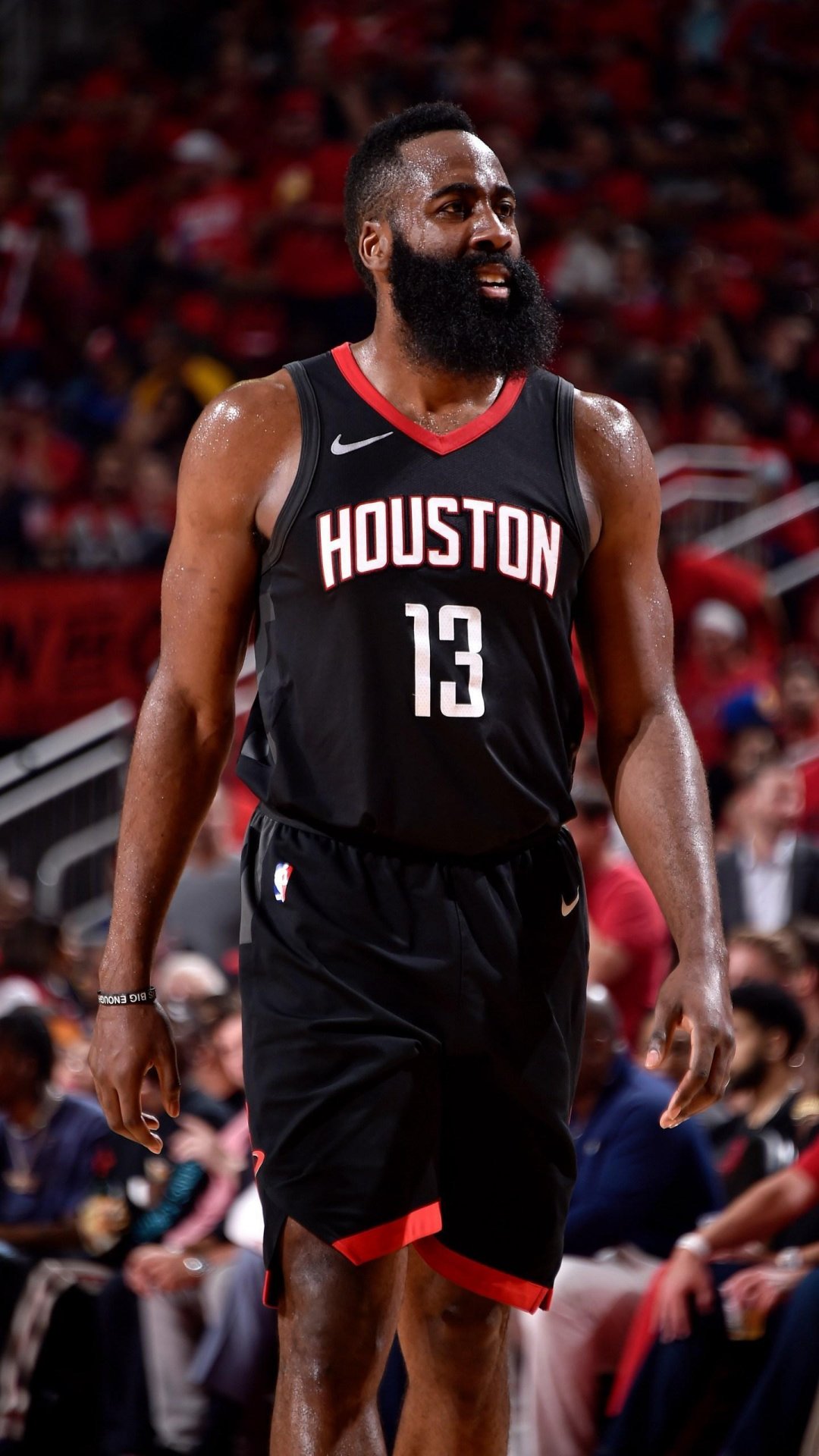 近7轮仅1胜6负！利物浦英超排名下滑到第11位（利物浦近7轮仅1胜6负，英超排名跌至第11位）