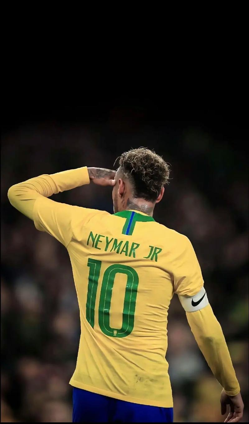 卡扎伊什维利：感谢克雷桑让我罚点球，有信心拿到金靴（卡扎伊什维利：感谢克雷桑让点，我有信心冲击金靴）