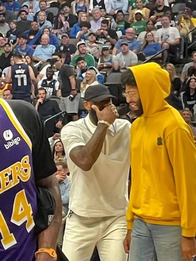 已437天未理发！曼联“蓄发哥”赛后点评：本赛季最佳发挥（437天没剪发！曼联“蓄发哥”赛后直言：本季最强发挥）