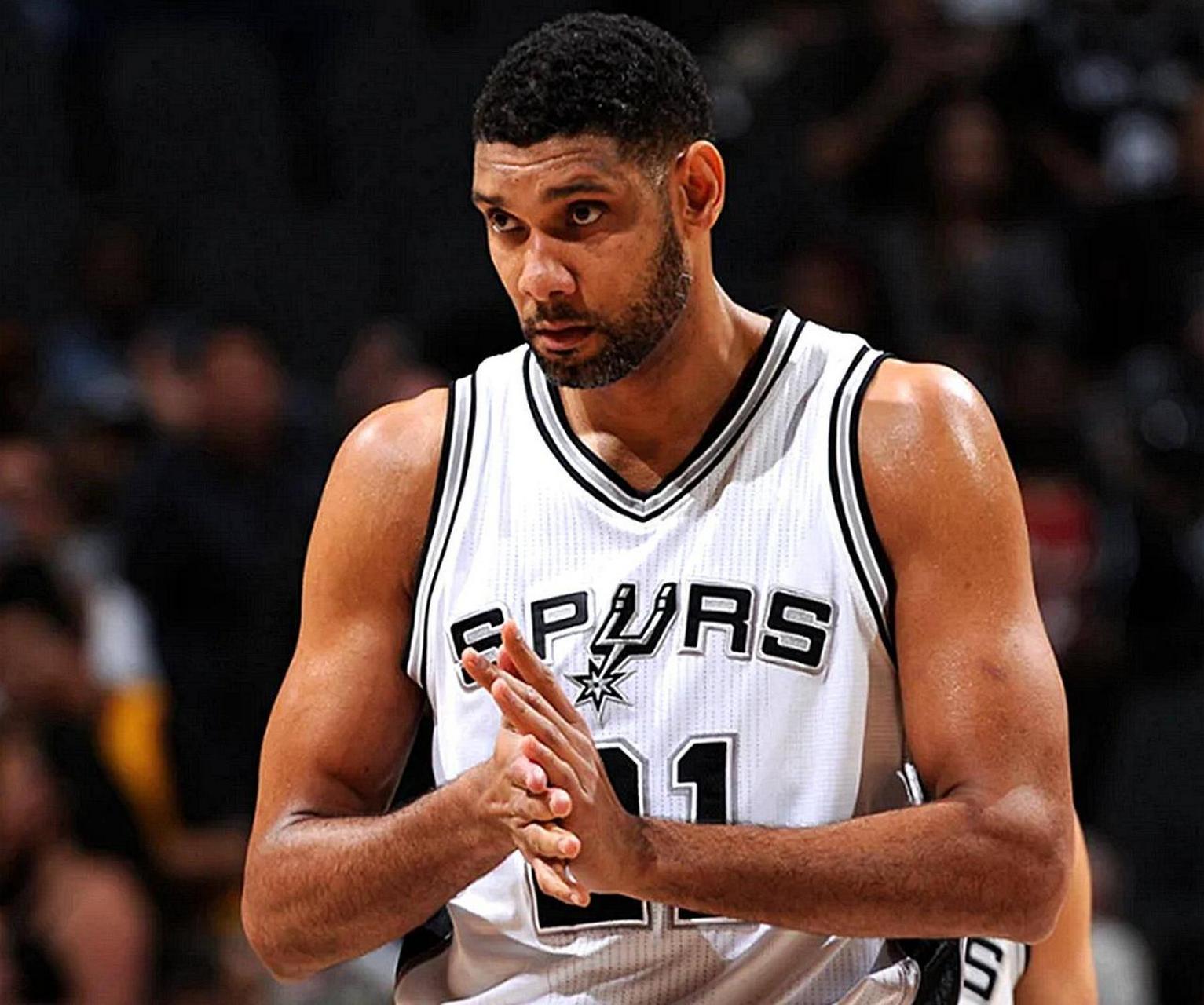 官方：26岁的前比利时国脚、国米旧将范赫斯登退役（官宣：26岁前比利时国脚、国米旧将范赫斯登宣布退役）