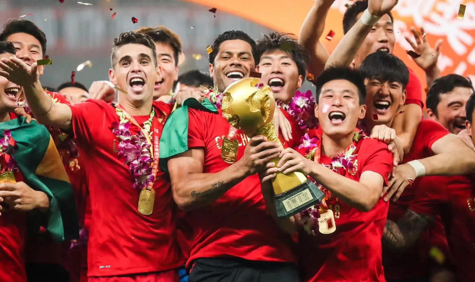 比萨vs拉齐奥 卡利亚里vs萨索洛（比萨对阵拉齐奥，卡利亚里迎战萨索洛）