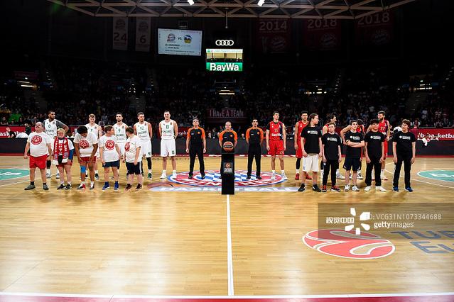 最疯狂的补时，足球的魅力都在这（补时最狂，这才是足球的魅力）